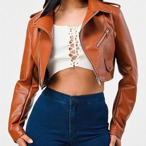 Stylish cropped faux leather jacket